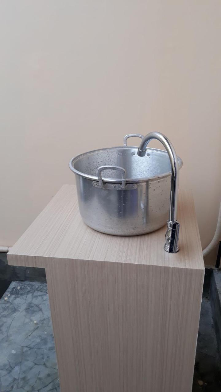 Bujang Lapuk Hostel セコトン エクステリア 写真