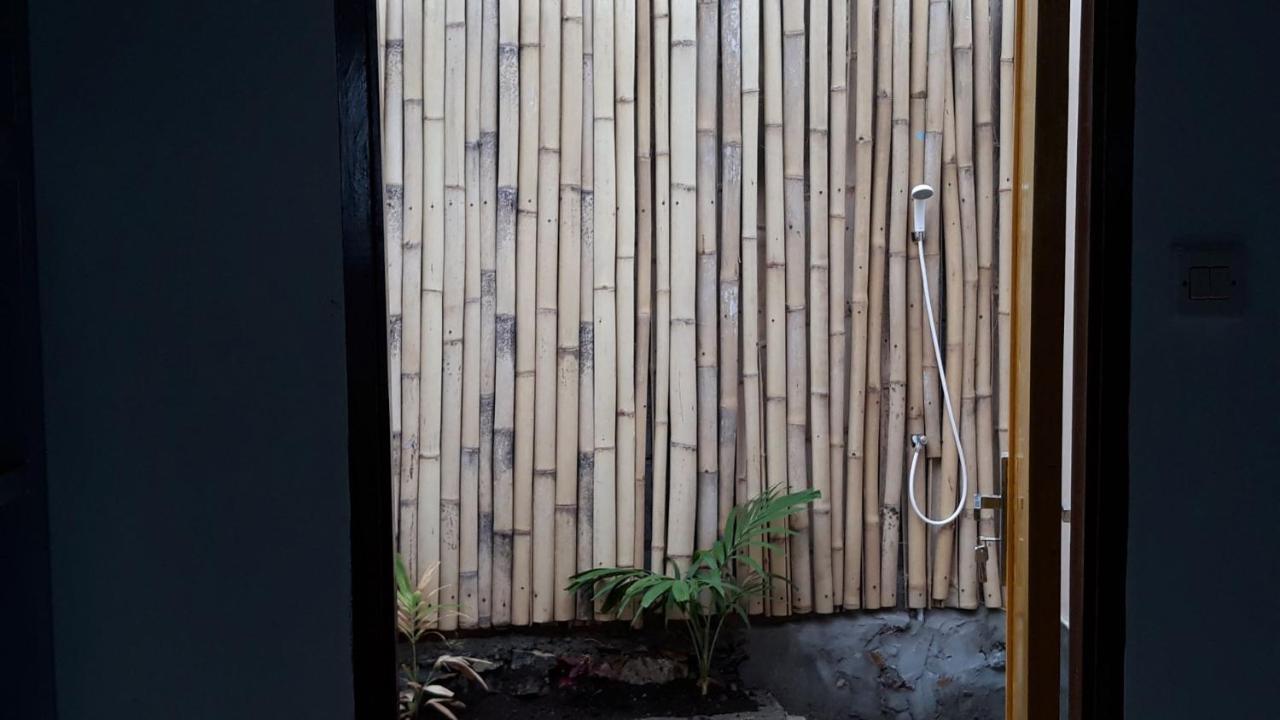 Bujang Lapuk Hostel セコトン エクステリア 写真